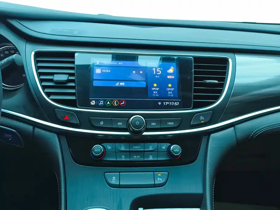 Buick LaCrosse 2022 552T Luxury фото 13