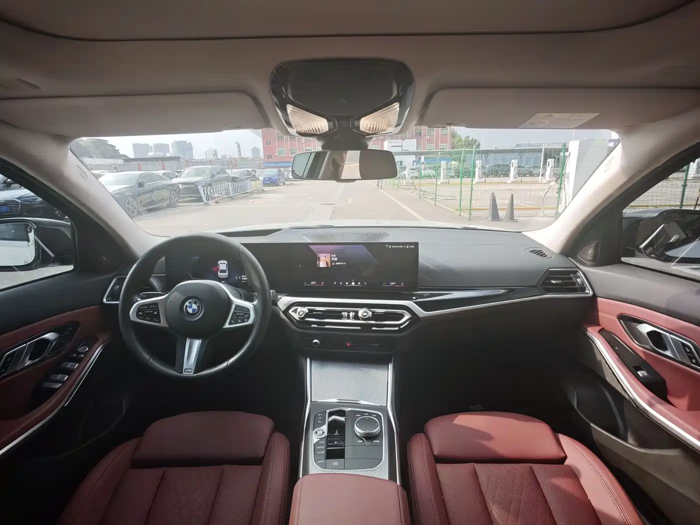 BMW i3 2024 eDrive 40 L Night Sport Package фото 9