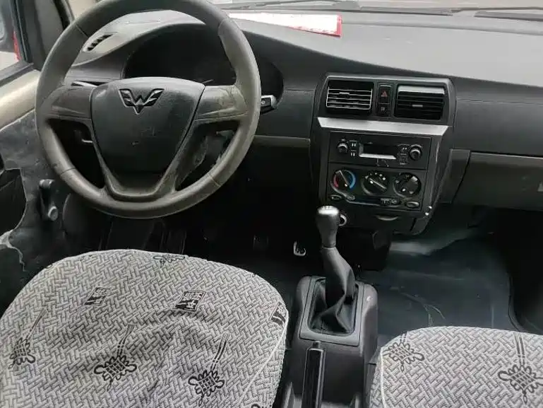 Photo 5 - Wuling Motors Wuling Rongguang