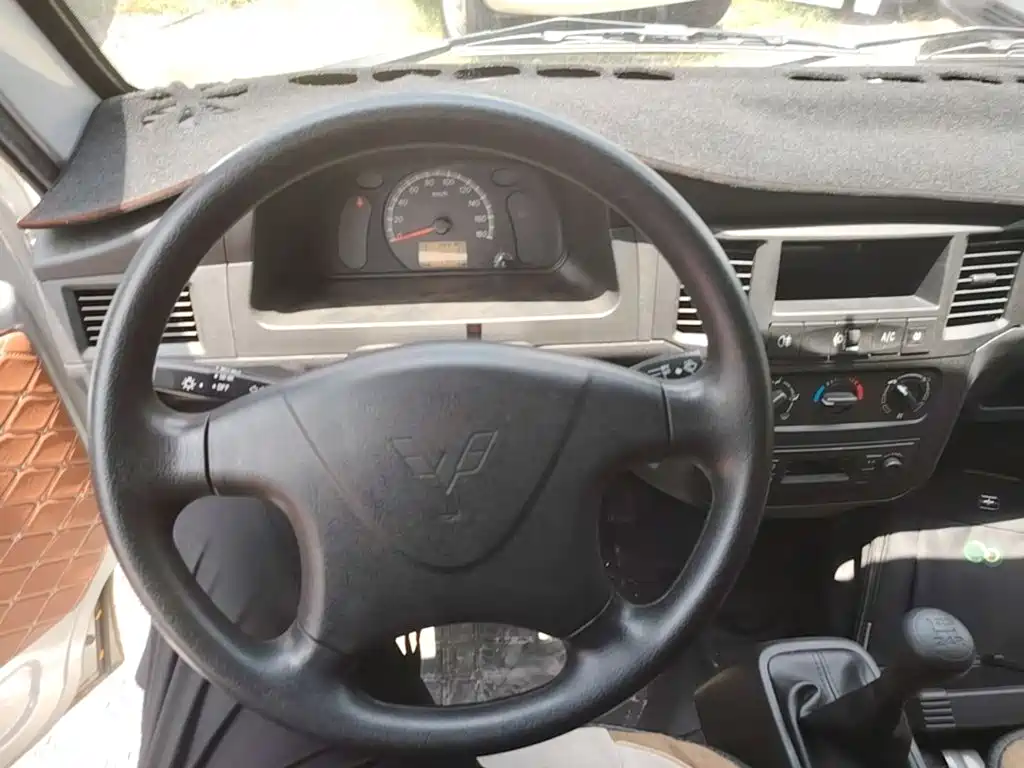 Wuling Motors Wuling Zhiguang 2025 2023 1.5L Utility 5/7-seater