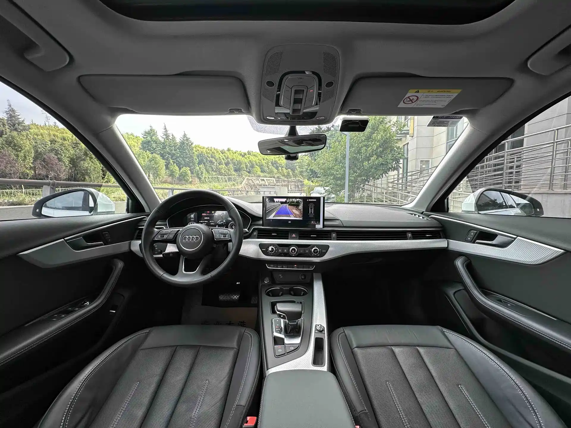 Фото 4 - Audi A4L