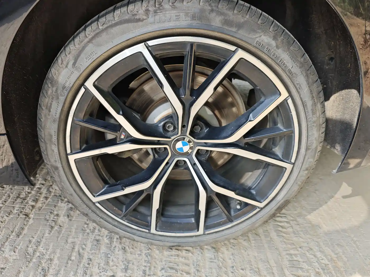 BMW 5 Series 2022 Model Third Facelift 530Li Premium M Sport Package фото 8