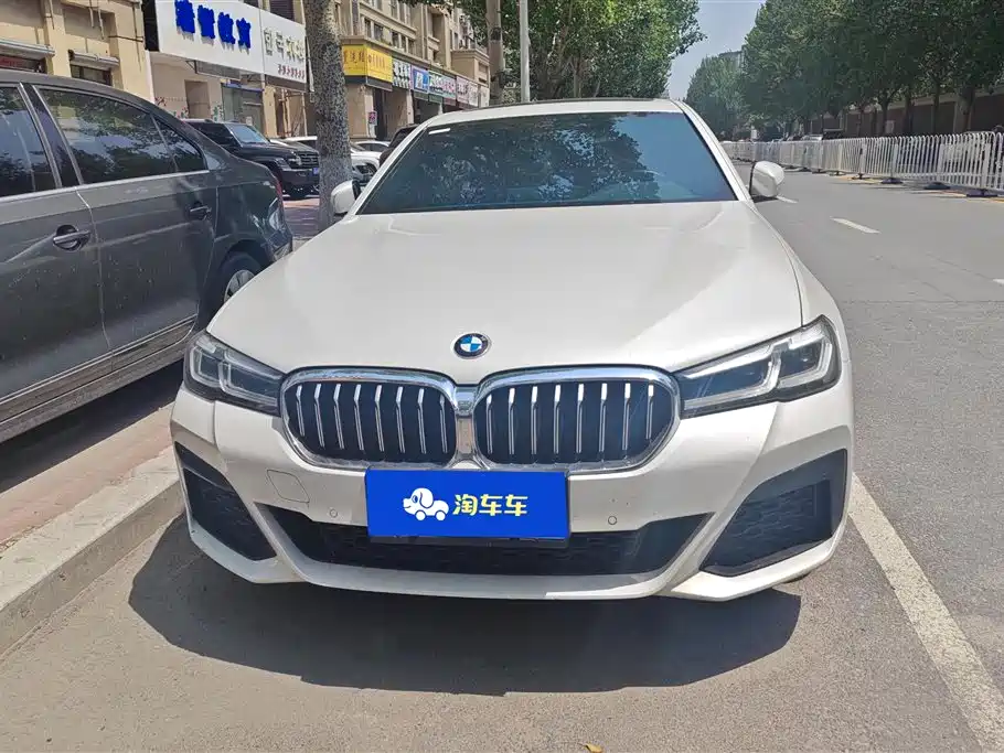BMW 5 Series 2022 Model Second Facelift 530Li Leading M Sport Package фото 2
