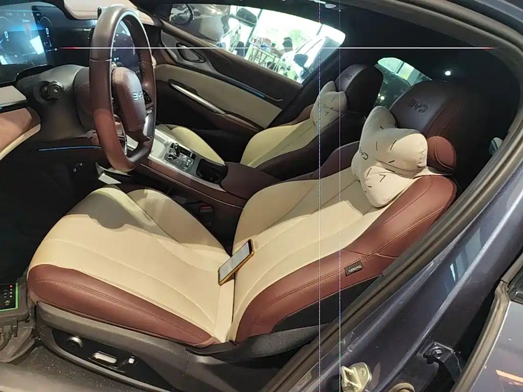 BYD Seal 2024 2024 Glory Edition DM-i 1.5L 121km Prestige
