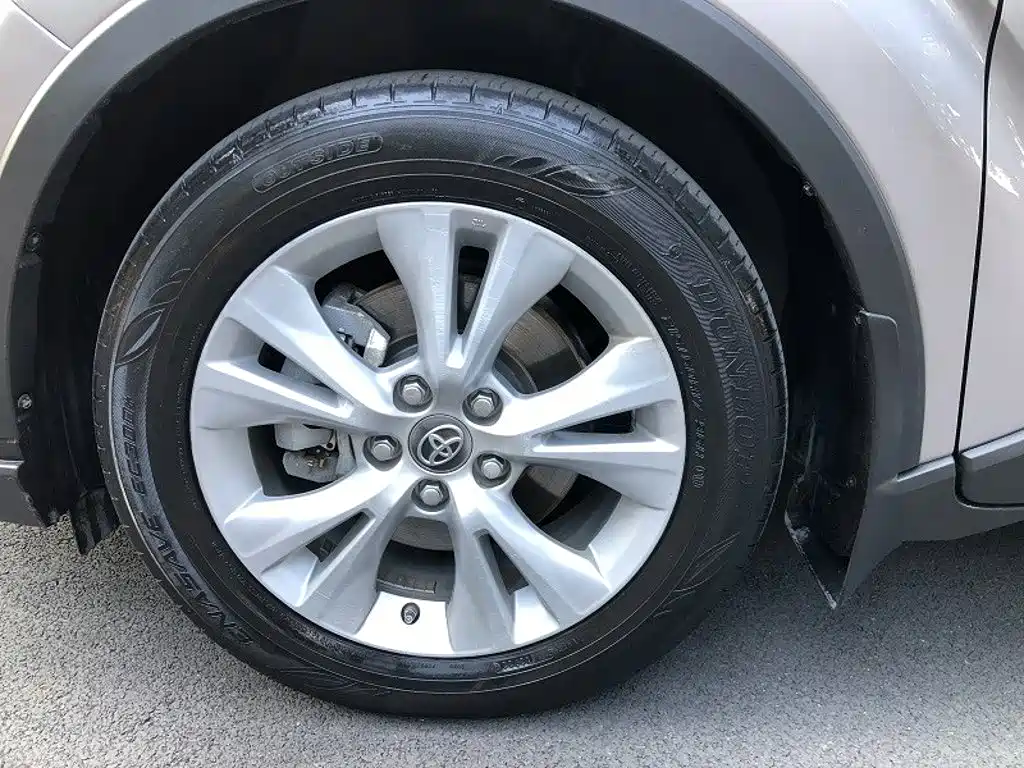 Toyota IZOA 2022 2021 2.0L Yixiang Edition