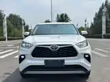 Photo 1 - Toyota Highlander