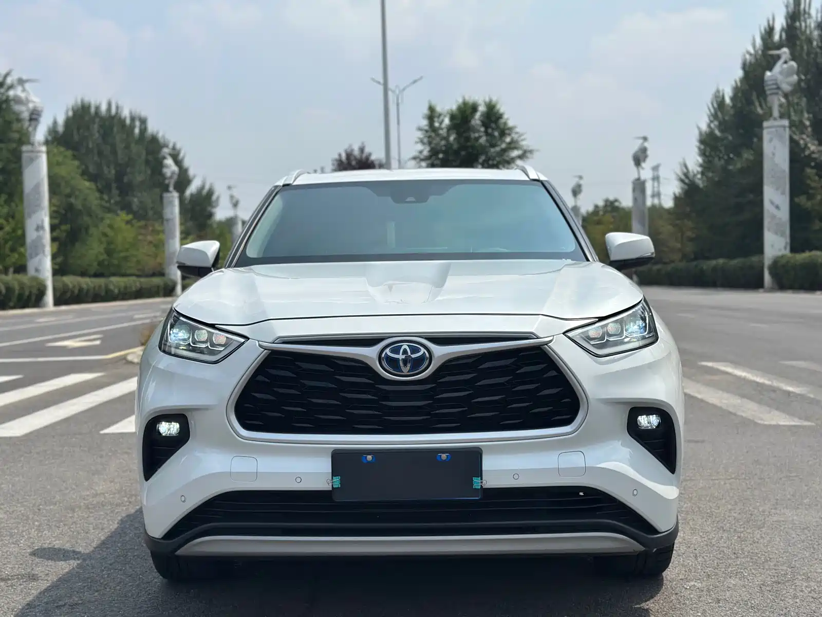 Photo 1 - Toyota Highlander
