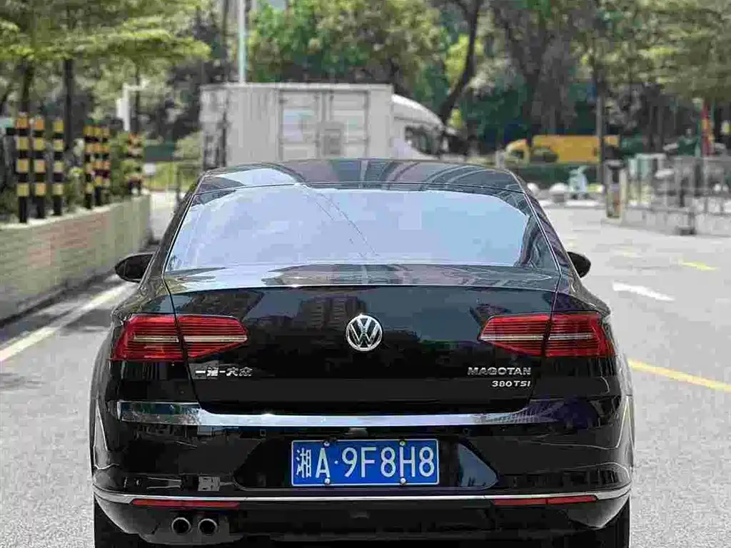 Фото 4 - Volkswagen Magotan