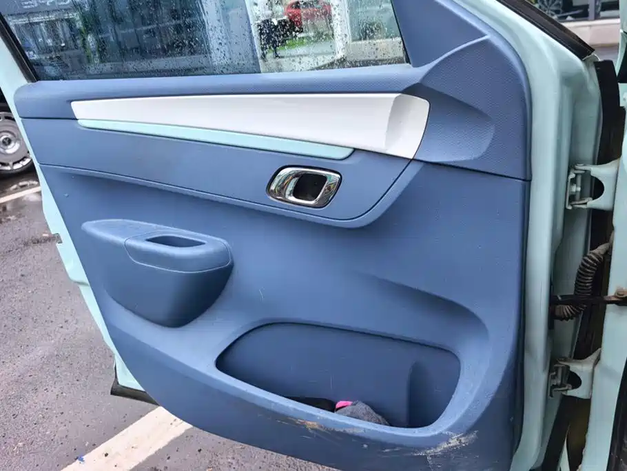 Dongfeng Yipai Nano BOX 2023 2022 Wind Chaser Edition 331KM Standard