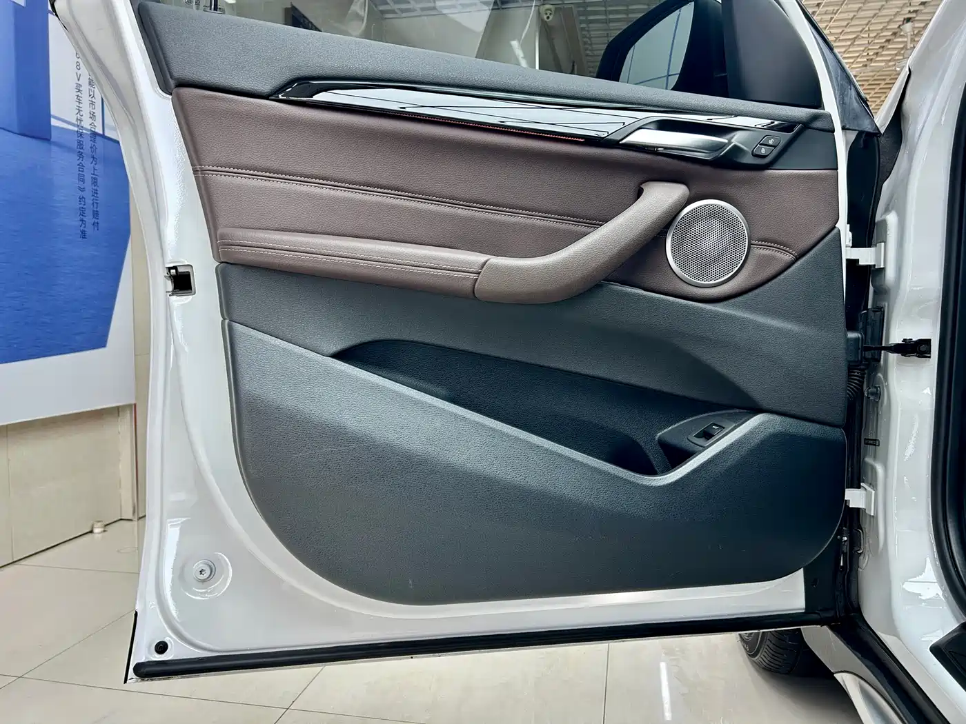 BMW X1 2022 sDrive20Li Fashion фото 23
