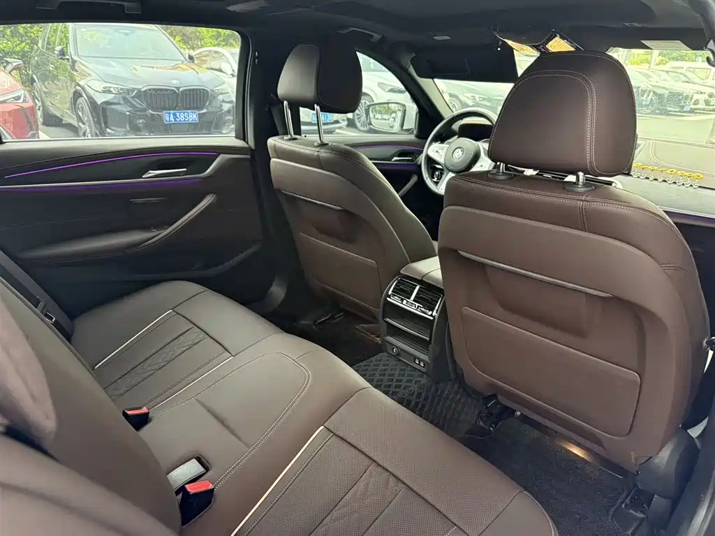 BMW 5 Series 2023 530Li Leading M Sport Package фото 7