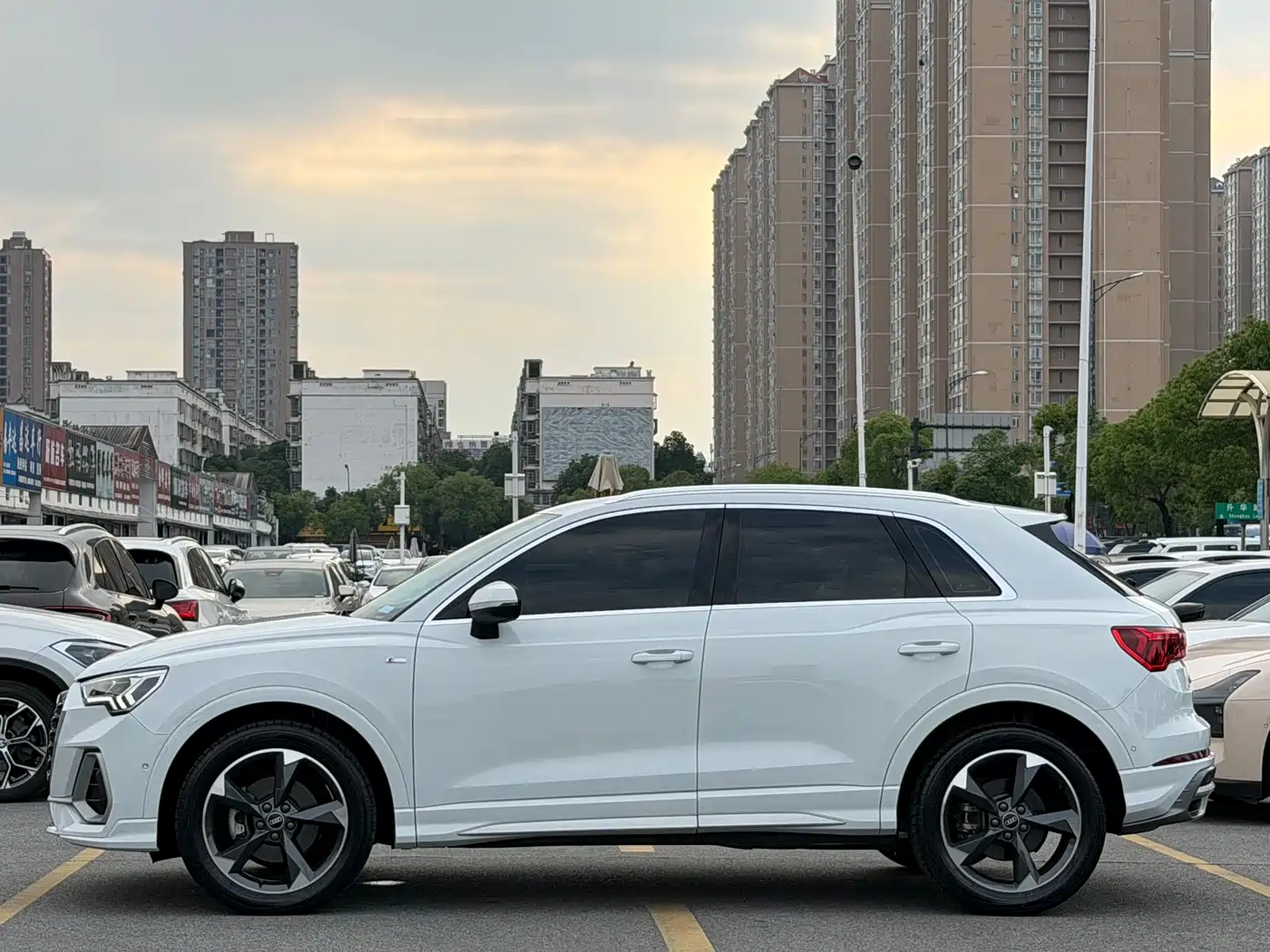 Audi Q3 2022 35 TFSI Fashion Dynamic фото 5