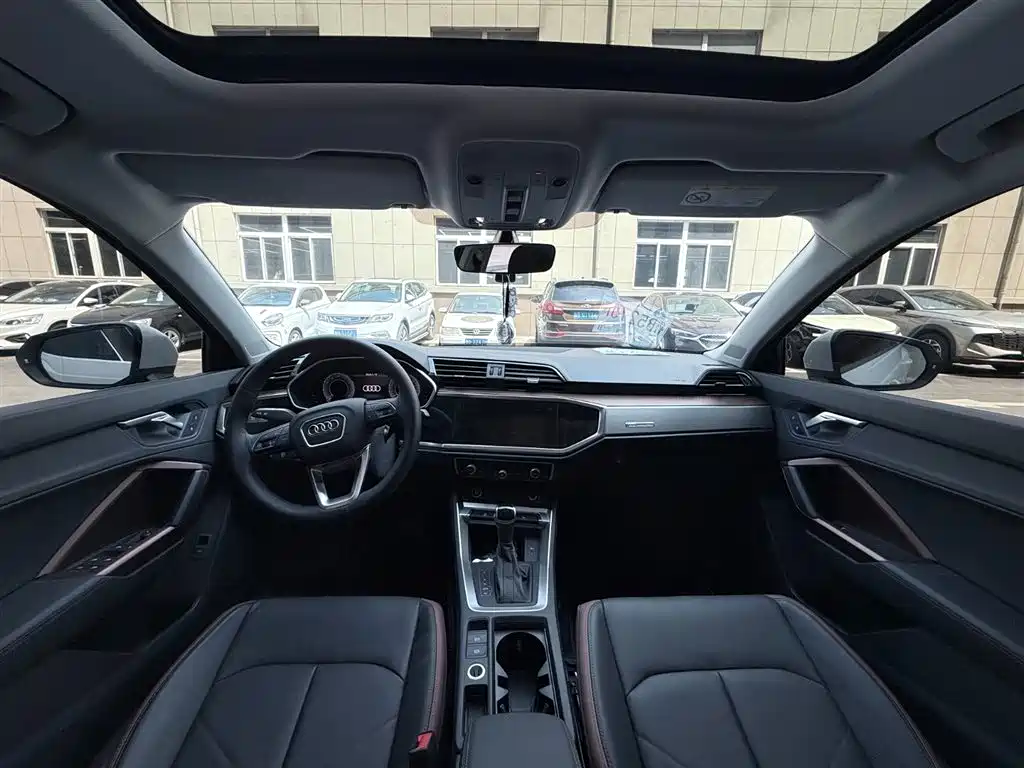 Audi Q3 2023 35 TFSI Fashion Dynamic (1.4T) фото 7