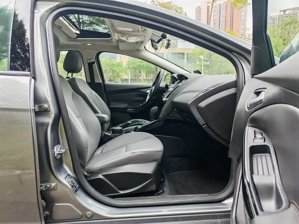 Toyota Levin 2017 Facelift Hybrid 1.8H GS E-CVT Elite Edition China V фото 10