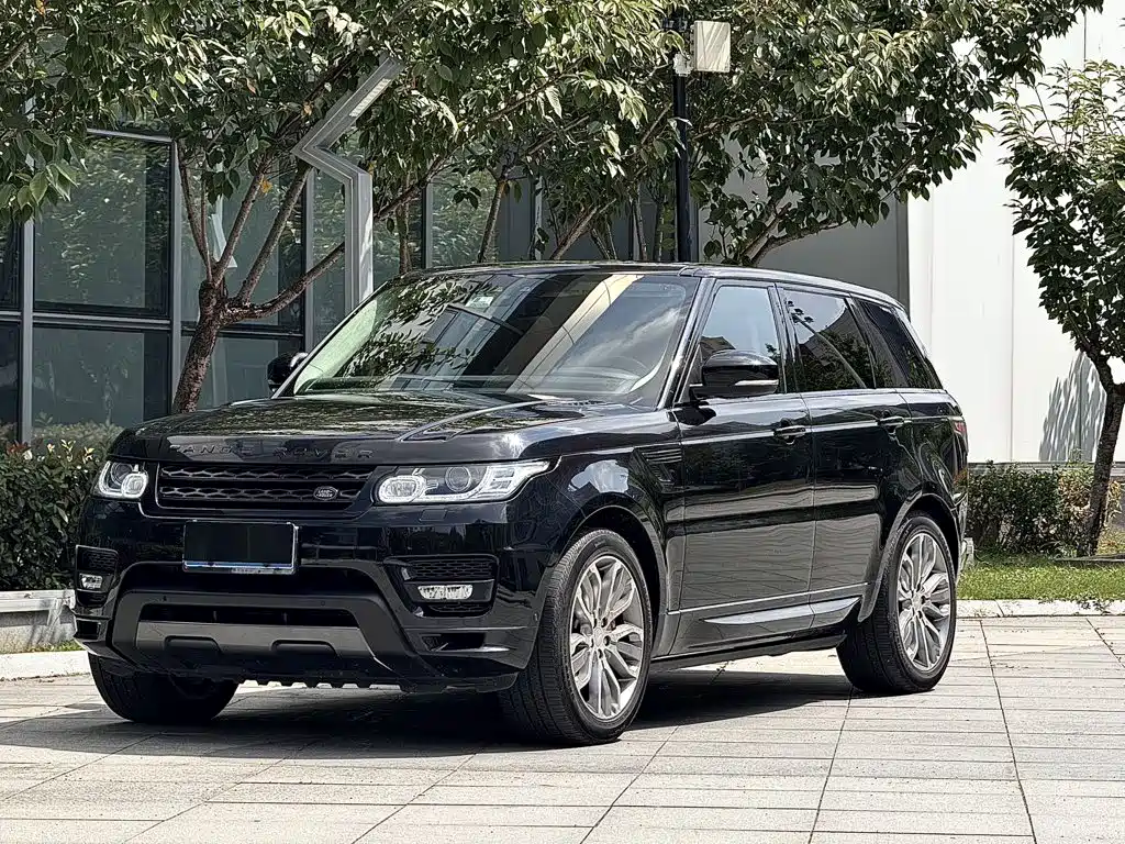 Фото 1 - Land Rover Range Rover Sport