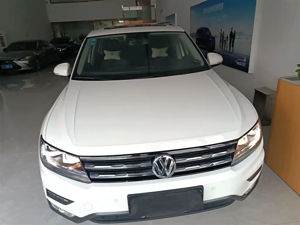 Volkswagen Tiguan L 2019 330TSI Automatic 2WD Panorama Comfort Edition China VI фото 3