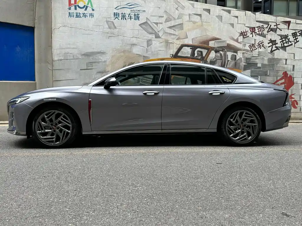 Hongqi H6 2023 2023 2.0T Premium Edition