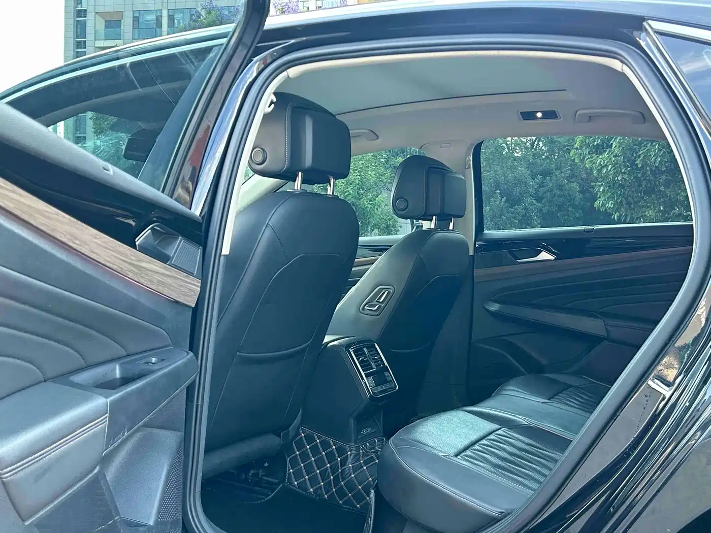 VOLKSWAGEN PASSAT NEW ENERGY