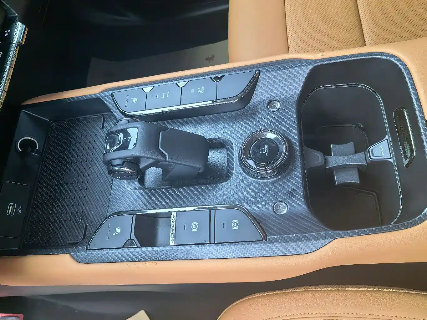 Haval Meng Long NEV 2024 Hi4 145 Cross-country Edition фото 6
