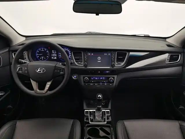 Hyundai Mistra 2014 1.8L Auto Smart GLS — фото 5