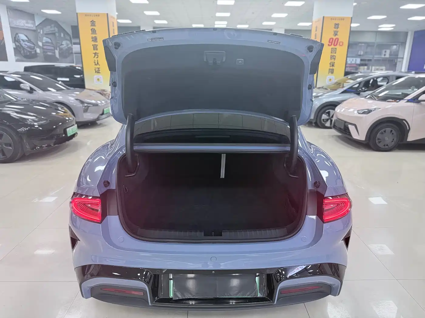 Xiaomi Auto Xiaomi SU7 2024 AWD Extended Range Advanced Smart Driving Max Edition фото 10