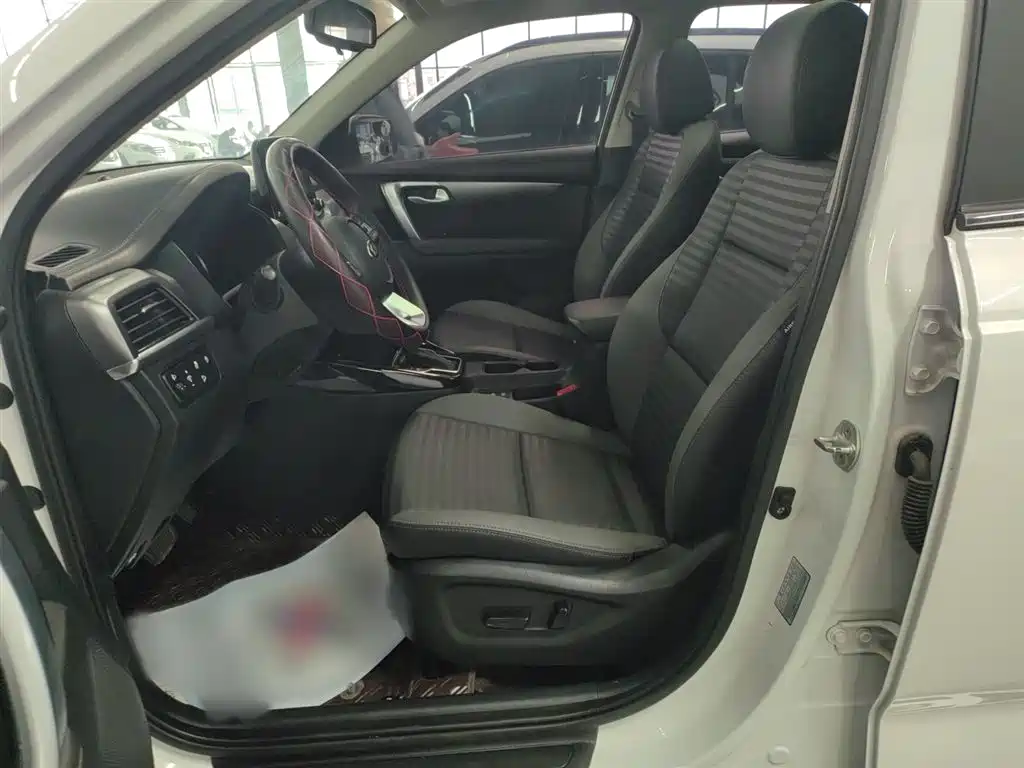 Kia Sportage 2019 2.0L Automatic Smart Luxury Edition фото 12