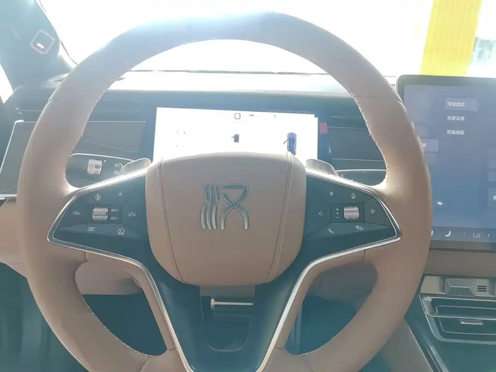 BYD Han L 2025 2025 DM-p 4WD LiDAR Flagship