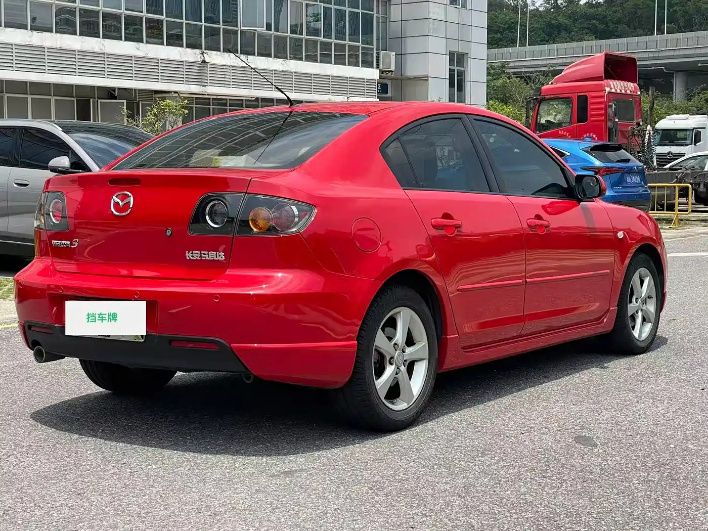 Фото 11 - Mazda 3