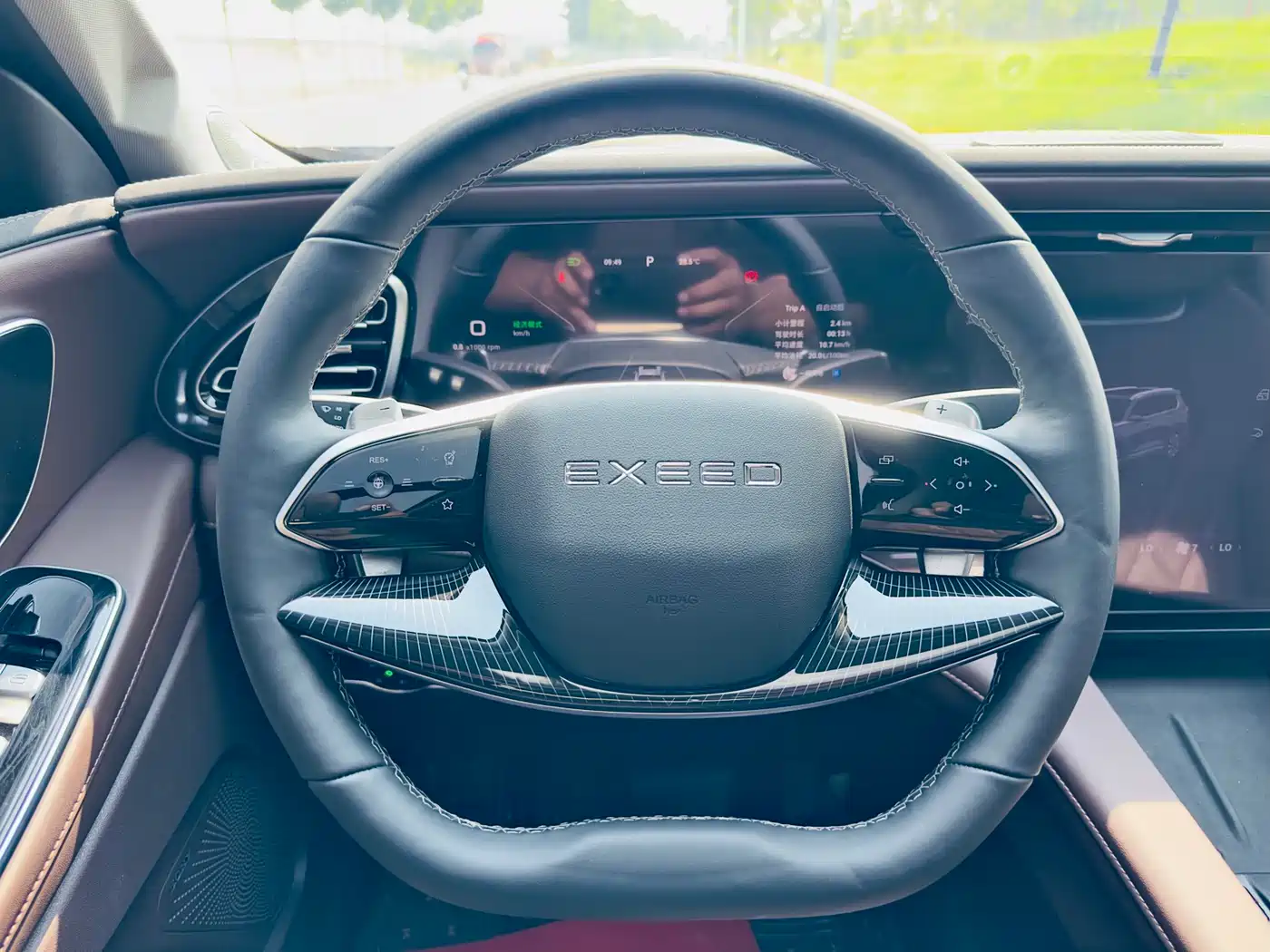 Exeed Landmark 2025 400T 4WD Starlight Edition 7-Seater фото 7