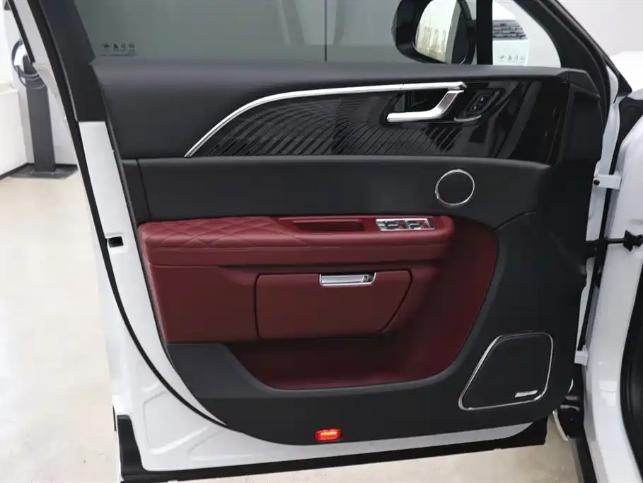 Hongqi E-HS9 2022 660km Qi Chang Edition (6-seater) фото 10