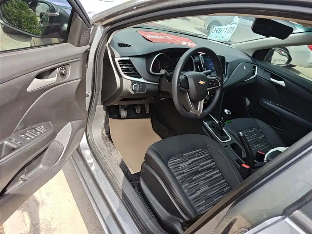 Chevrolet Monza 2019 320T Manual Joy Edition China VI фото 16