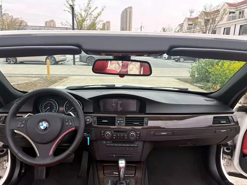 BMW 3 Series (Import) 2011 330i Convertible Coupe фото 5