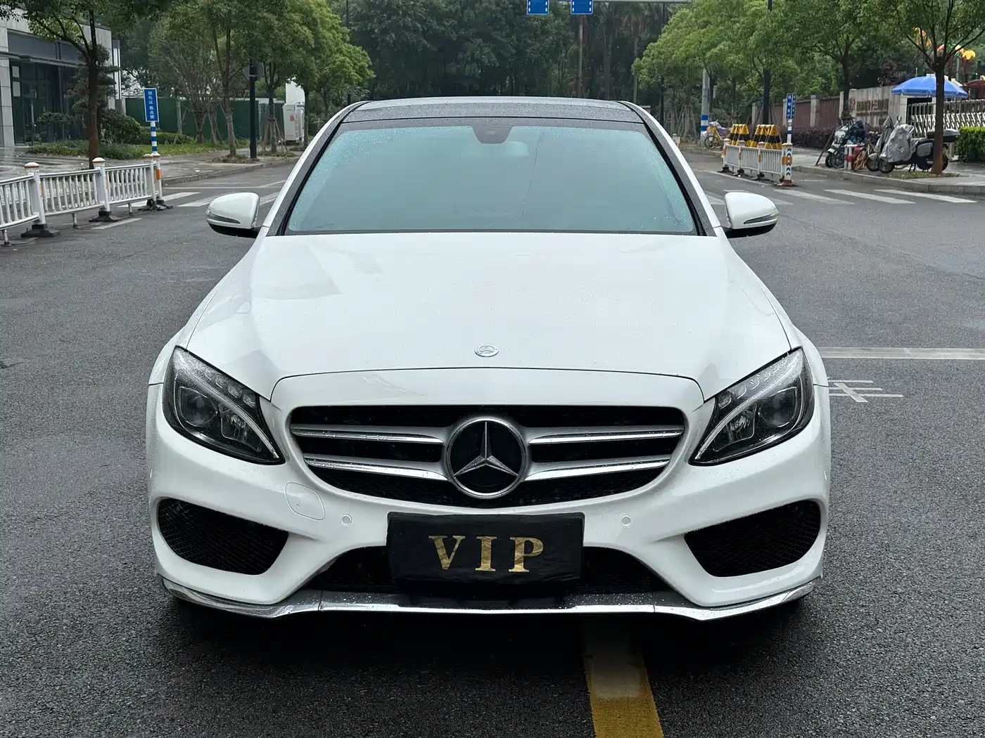 Mercedes-Benz C-Class 2015 C 200 L Sport фото 2