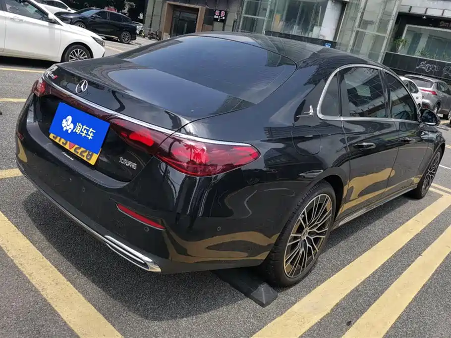 Mercedes-Benz E-Class 2025 E 300 L Premium фото 3