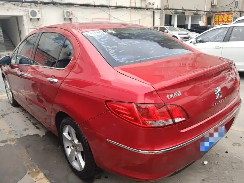 Peugeot 408 2010 2.0L Automatic Comfort фото 12