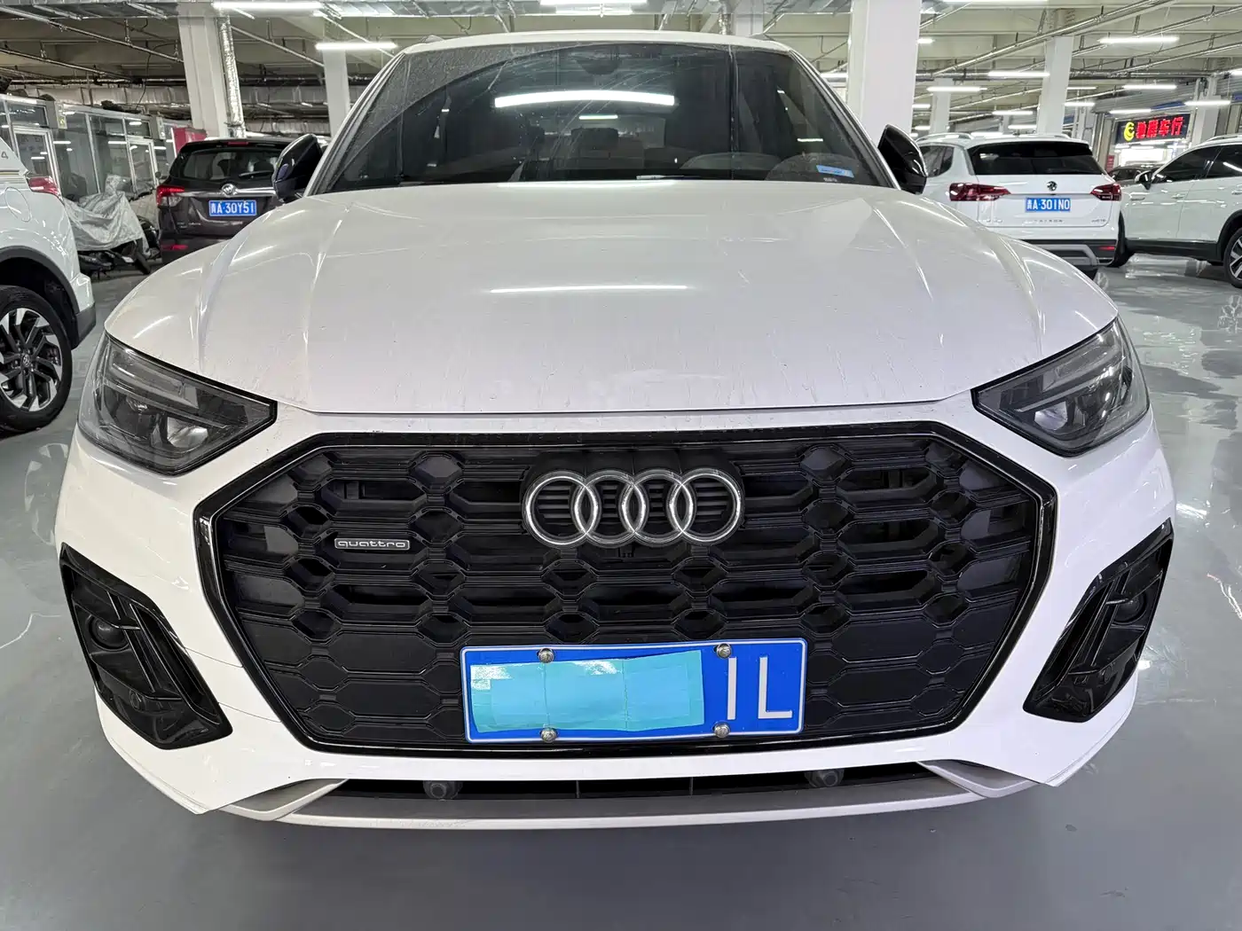 Audi Q5L 2025 40 TFSI Fashion Dynamic фото 2
