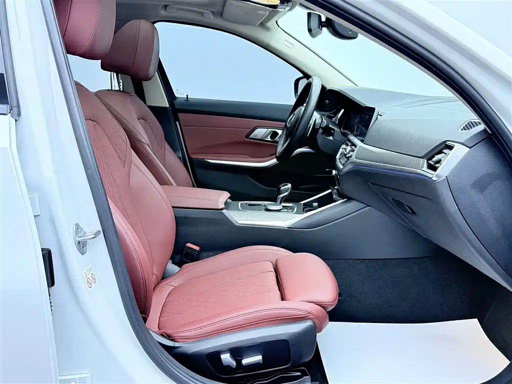 BMW 3 Series 2022 325Li M Sport Shadow Edition фото 21