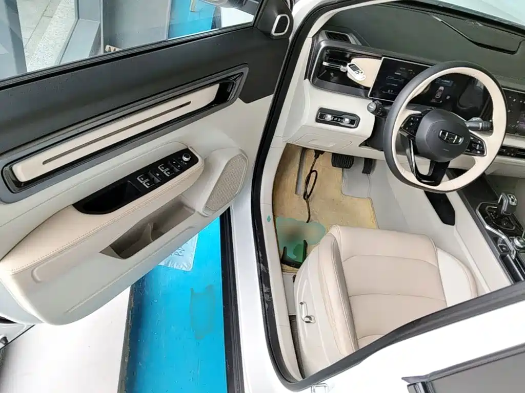 Geely ICON 2023 2023 Model 1.5TD Chocolate Deluxe Edition