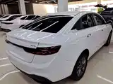 Фото 7 - Geely Geometry A