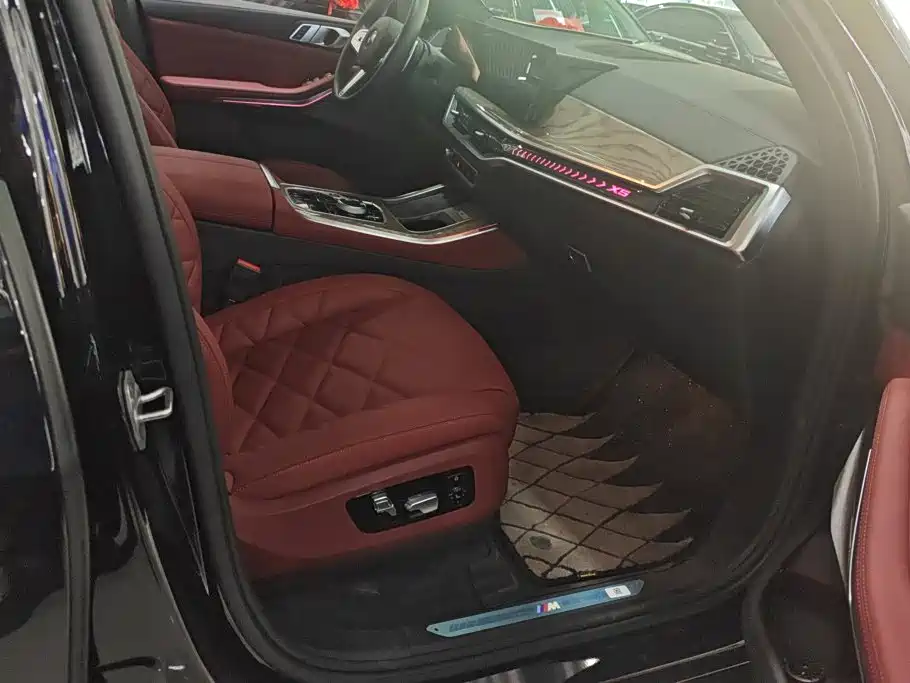 Фото 8 - BMW X5