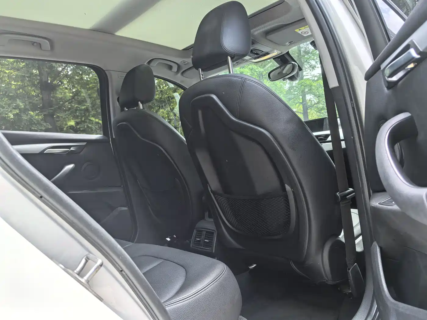 BMW X1 2018 sDrive18Li Premium Model фото 5