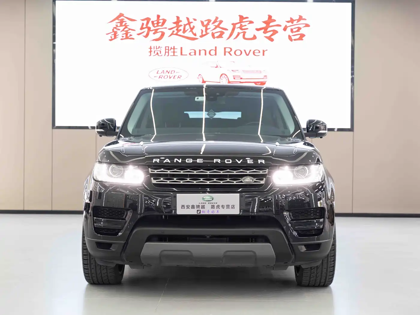 Land Rover Range Rover Sport 2017 3.0 SC V6 HSE фото 2