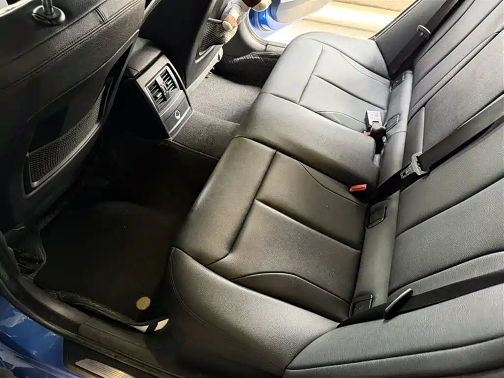 BMW 3 Series GT 2017 320i M Sport фото 23
