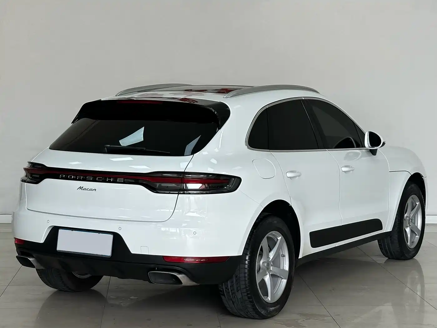 Porsche Macan 2018 Macan 2.0T фото 6