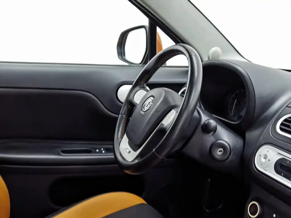 MG 3 2012 2011 Xross 1.5L Luxury Edition
