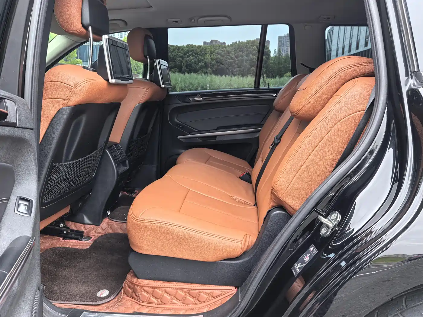 Mercedes-Benz GL-Class фото 18