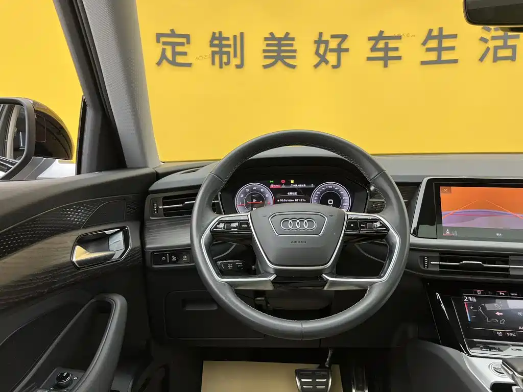 Photo 25 - Audi Q6
