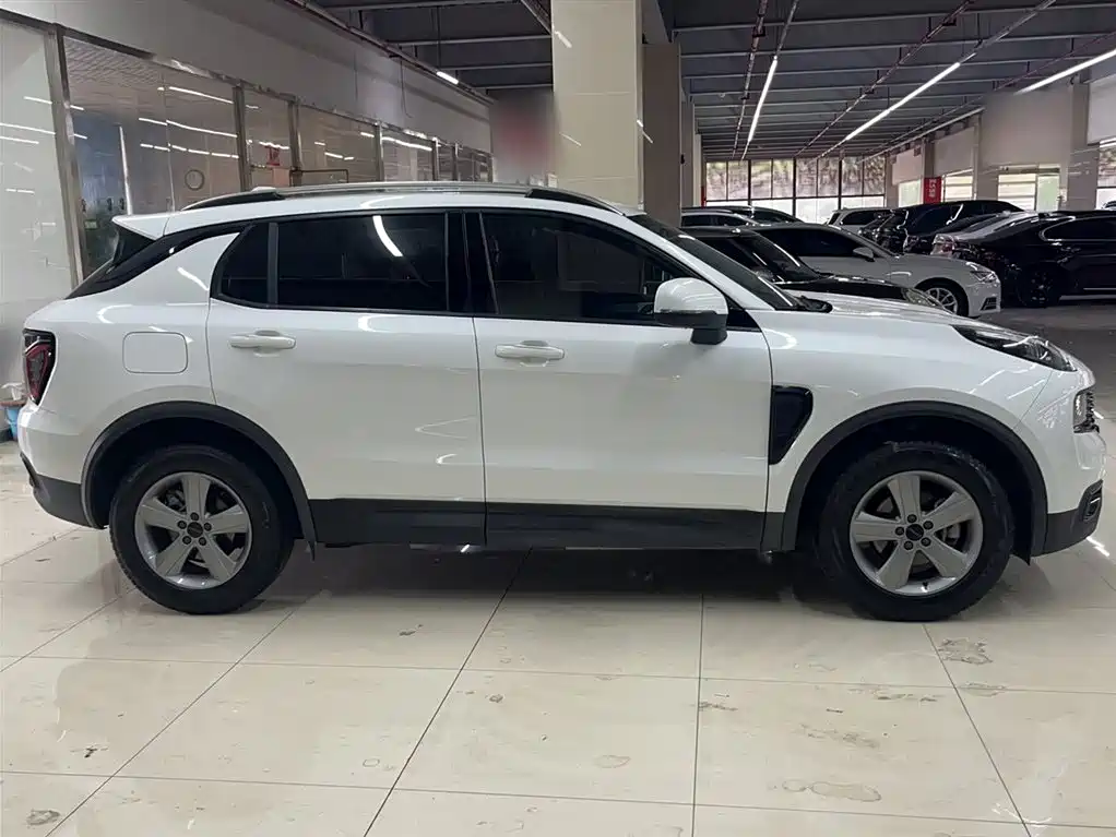 Lynk & Co 01 2019 2.0T 2WD Pure Version China VI фото 12