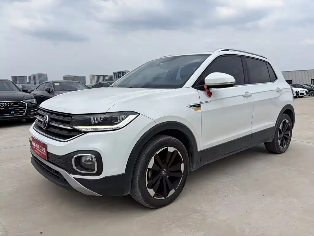 Volkswagen Tacqua 2023 2021 1.5L Automatic Smart Connect Edition