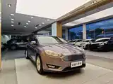 Фото 4 - Ford Focus